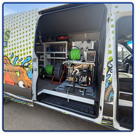 The Perfect VanPak Jetter installed in a drain cleaning service van